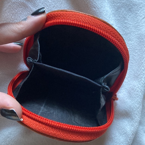 NWOT Orange leather OM coin purse wallet new - Picture 2 of 3